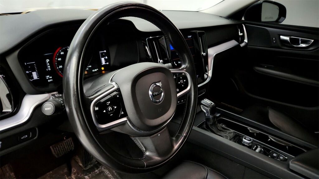 2019 Volvo S60 T6 Momentum Laurel MD