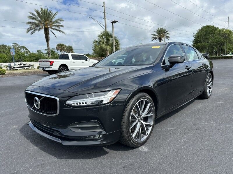 2019 Volvo S90 Momentum
