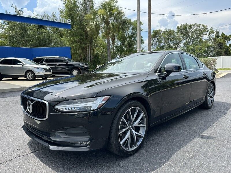 2019 Volvo S90 Momentum
