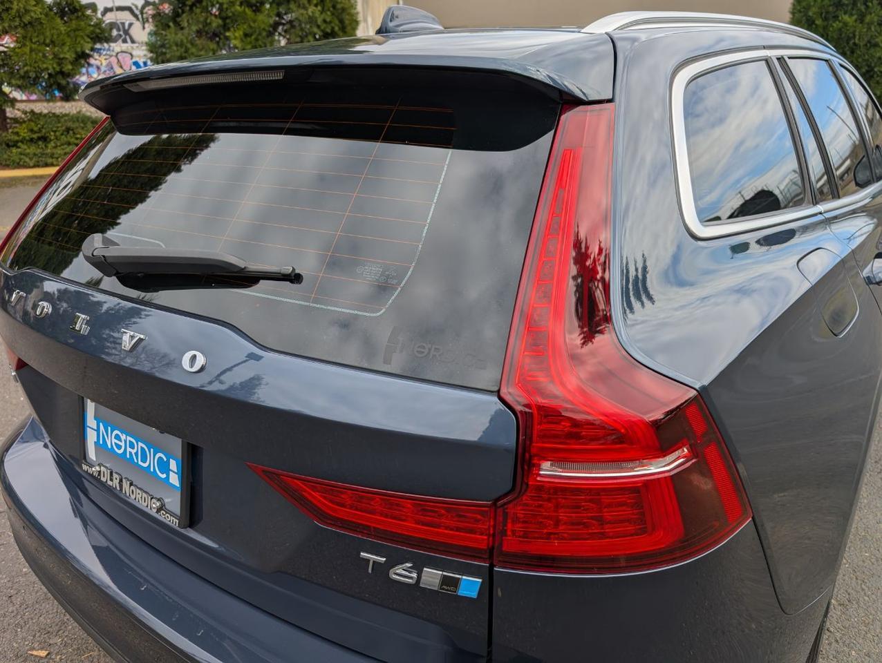 2019 Volvo V60 T6 AWD Inscription | Bowers & Wilkins Premium Audio, Adaptive Suspension & Climate Comfort Seats Portland OR