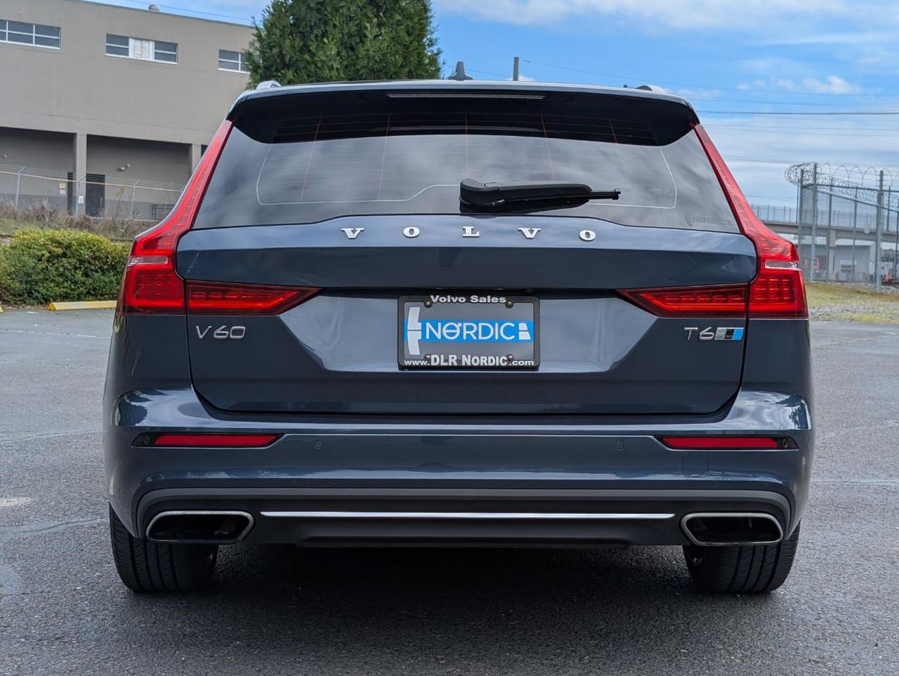 2019 Volvo V60 T6 AWD Inscription | Bowers & Wilkins Premium Audio, Adaptive Suspension & Climate Comfort Seats Portland OR
