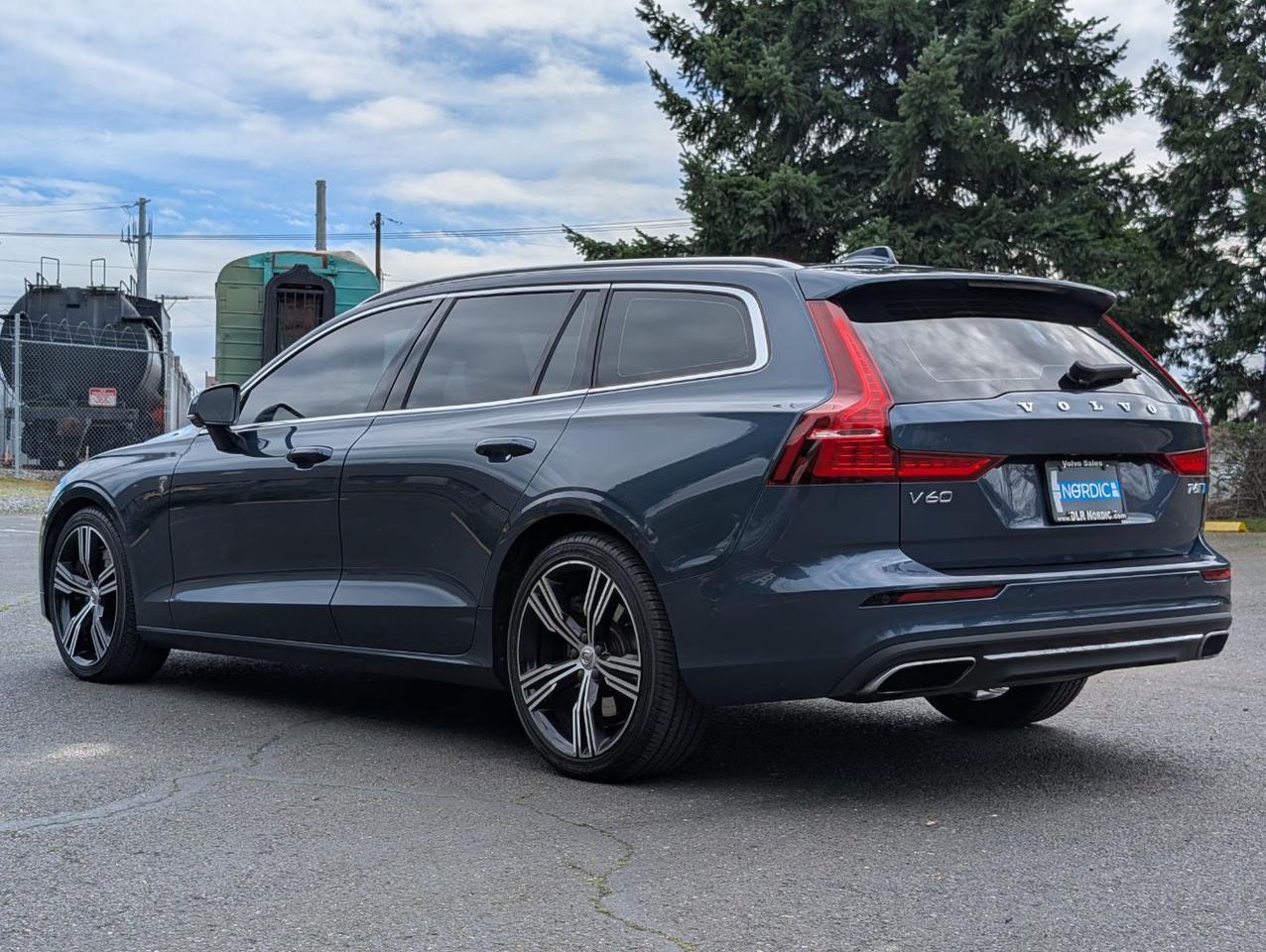 2019 Volvo V60 T6 AWD Inscription | Bowers & Wilkins Premium Audio, Adaptive Suspension & Climate Comfort Seats Portland OR