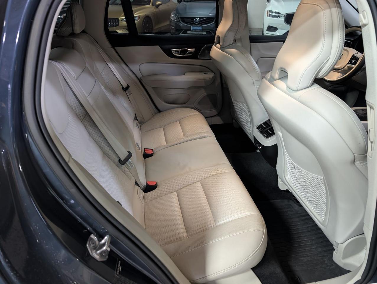 2019 Volvo V60 T6 AWD Inscription – Bowers & Wilkins Audio, Adaptive 4-C Ride, Pano Roof, Climate Cofort Seats Portland OR