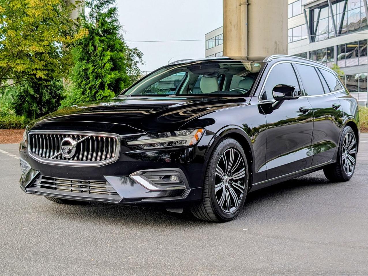 2019 Volvo V60 T6 AWD Inscription LUX w/Harman Kardon, Pilot Assist, Head Up Disp, Heated/Cooled & Massage Seats Portland OR