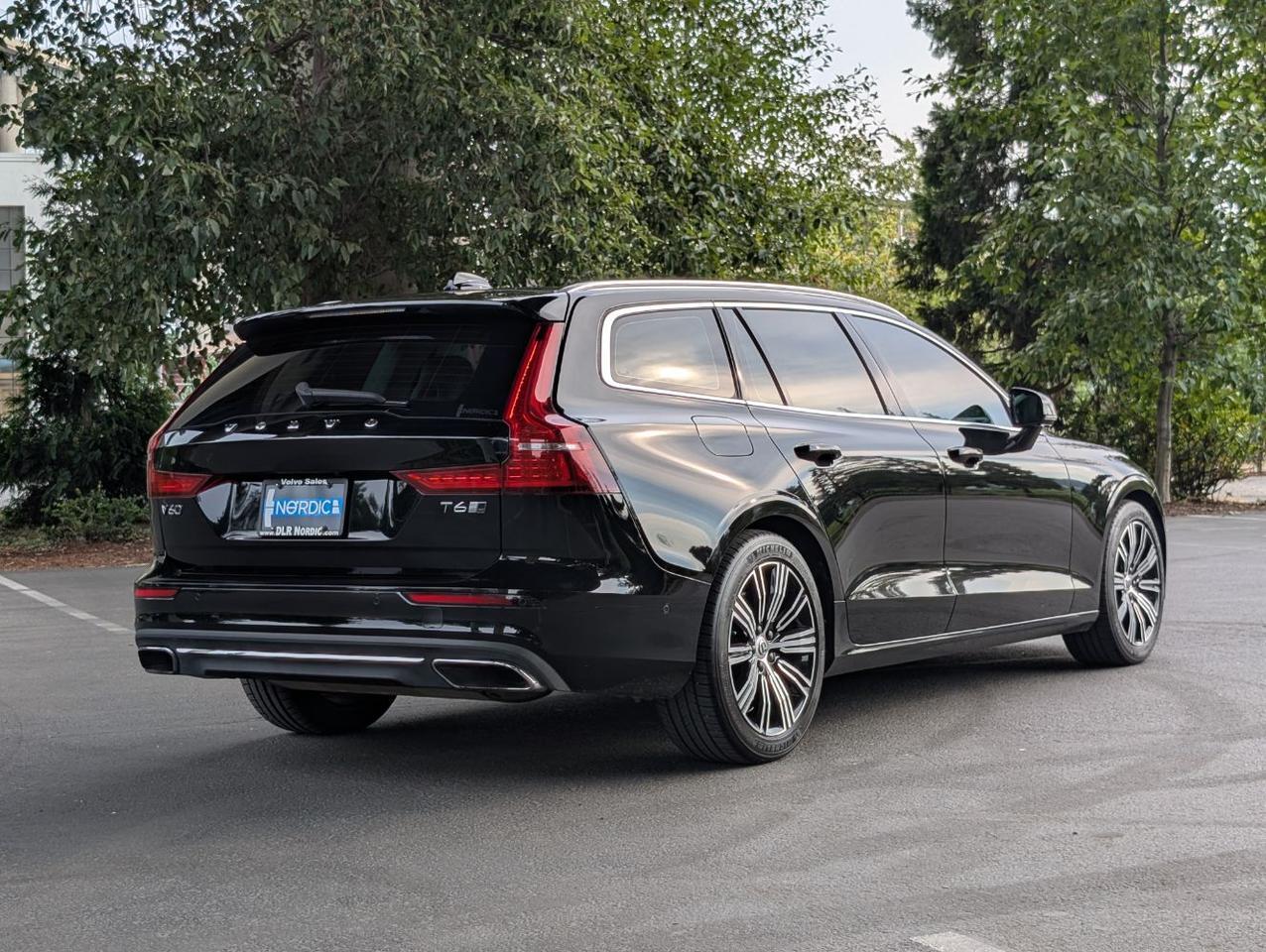 2019 Volvo V60 T6 AWD Inscription LUX w/Harman Kardon, Pilot Assist, Head Up Disp, Heated/Cooled & Massage Seats Portland OR