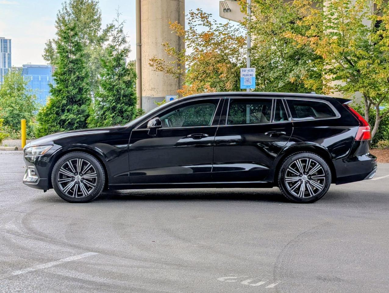 2019 Volvo V60 T6 AWD Inscription LUX w/Harman Kardon, Pilot Assist, Head Up Disp, Heated/Cooled & Massage Seats Portland OR