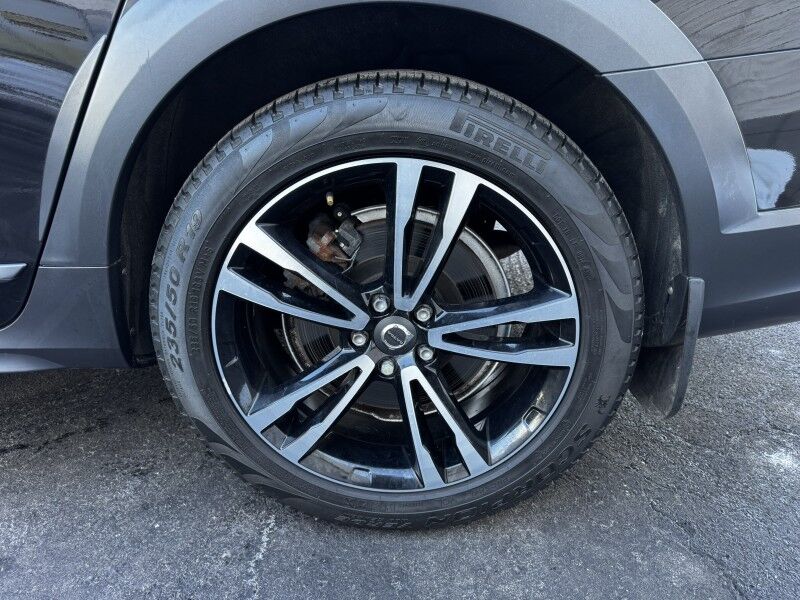 2019 Volvo V90 Cross Country Willow Grove PA