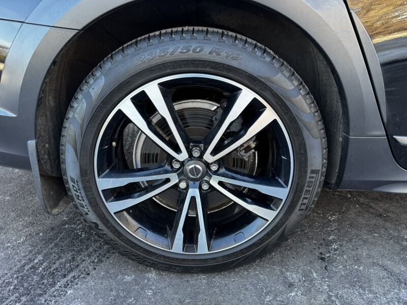2019 Volvo V90 Cross Country Willow Grove PA