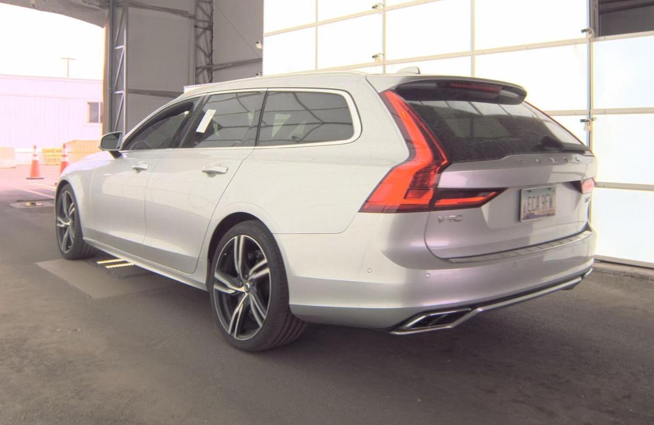 2019 Volvo V90 T6 AWD R-Design | 330hp, Harman Kardon, Advanced Pkg * Portland OR