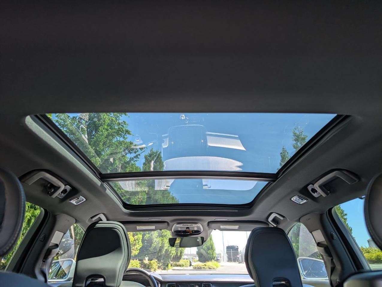 2019 Volvo V90 T6 AWD R-Design | 330hp, Harman Kardon, Pilot Assist, 360 Cam, Head Up Display & Air Suspension Portland OR