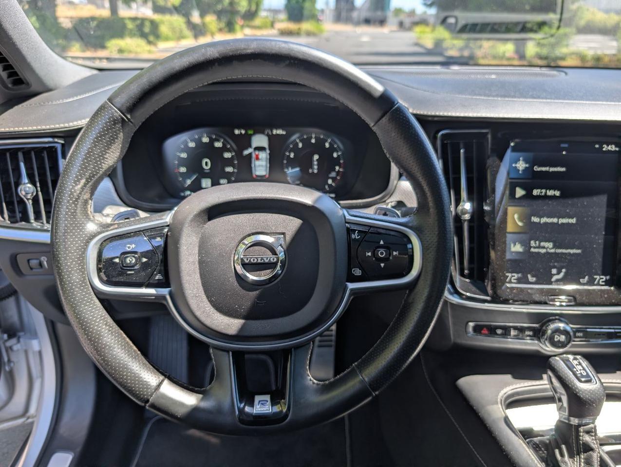 2019 Volvo V90 T6 AWD R-Design | 330hp, Harman Kardon, Pilot Assist, 360 Cam, Head Up Display & Air Suspension Portland OR