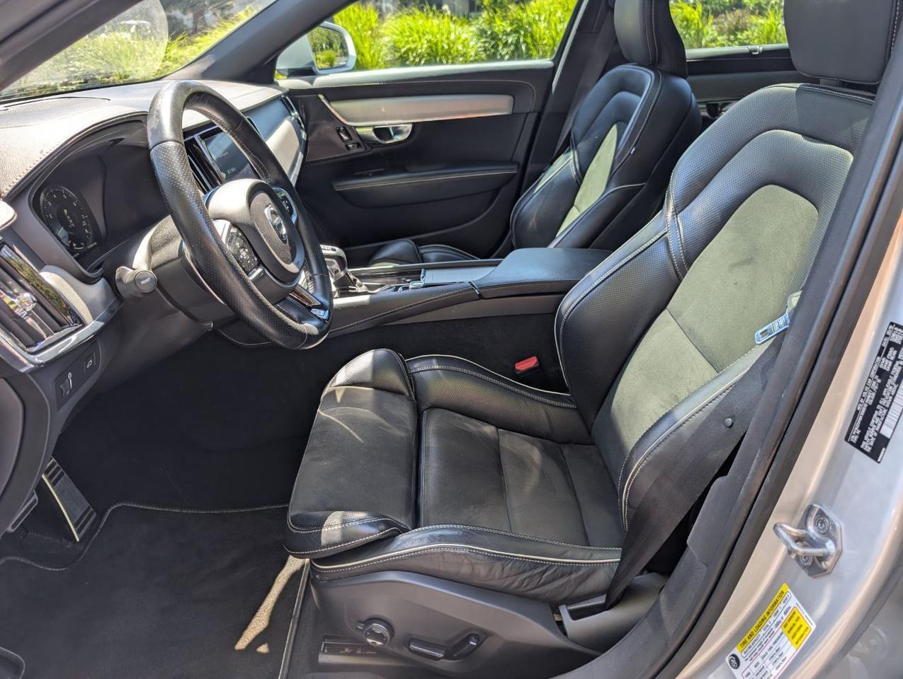 2019 Volvo V90 T6 AWD R-Design | 330hp, Harman Kardon, Pilot Assist, 360 Cam, Head Up Display & Air Suspension Portland OR