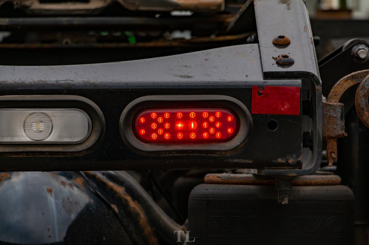 2019 Volvo VNL 64T 740 Tractor Sleeper Red Deer AB