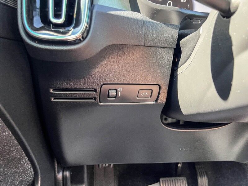 2019 Volvo XC40 Inscription Wilmington NC