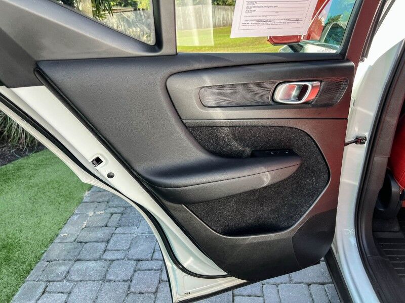 2019 Volvo XC40 Inscription Wilmington NC