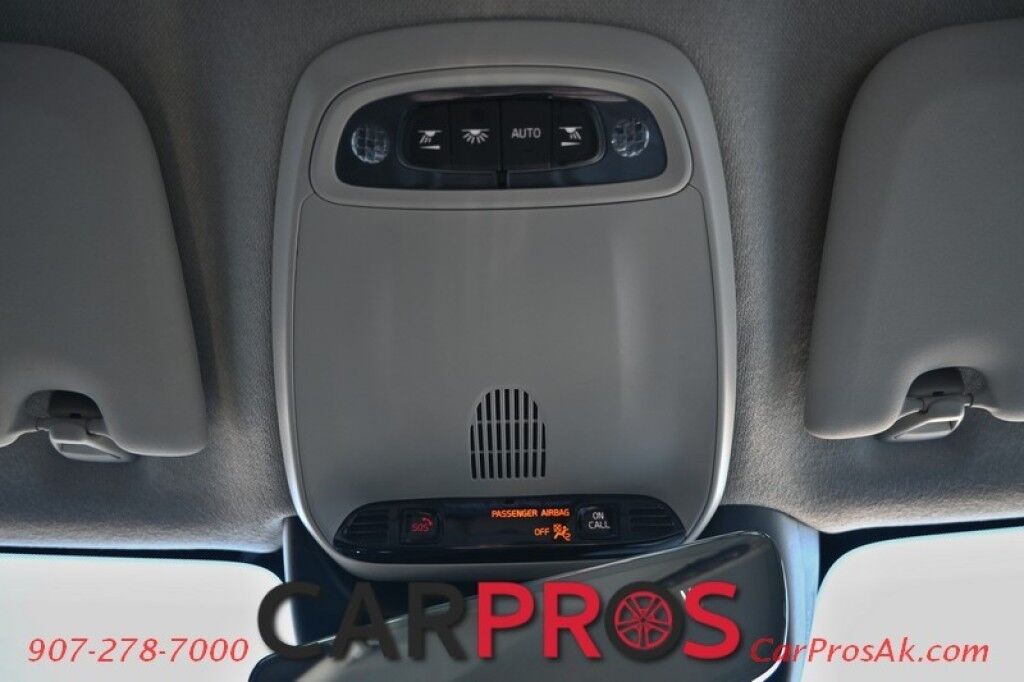 2019 Volvo XC40 Momentum - AWD - Premium & Vision Pkg - Power & Heated Leather Seats - Keyless Entry / Push to Start - Navigation - Bluetooth - Backup Camera - Power Tilt Heated Side Mirrors - Collision Warning System / Blind Spot Alert - 1 Owner Anchorage AK