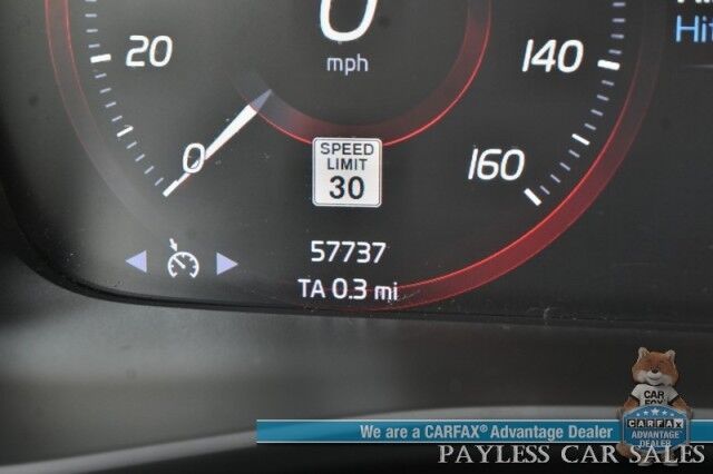 2019 Volvo XC40 Momentum / AWD / Vision Pkg / Power & Heated Leather Seats / Heated Steering Wheel / Lane Departure & Blind Spot Alert / Apple CarPlay & Android Auto / Back Up Camera / Front & Rear Park Assist / 31 MPG Anchorage AK