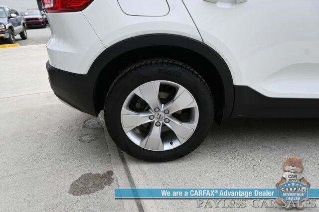 2019 Volvo XC40 Momentum / AWD / Vision Pkg / Power & Heated Leather Seats / Heated Steering Wheel / Lane Departure & Blind Spot Alert / Apple CarPlay & Android Auto / Back Up Camera / Front & Rear Park Assist / 31 MPG Anchorage AK
