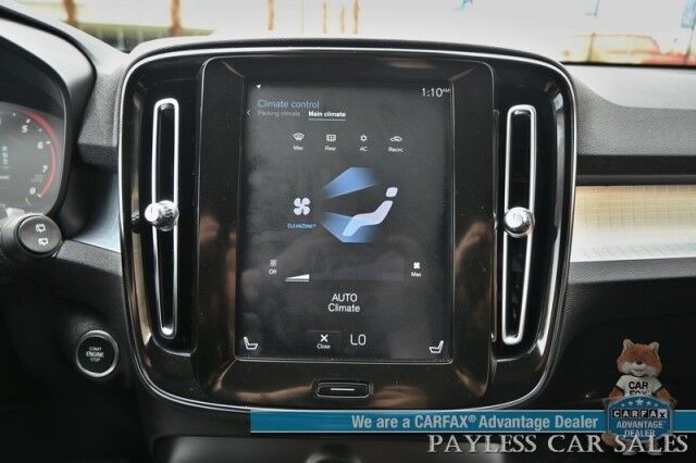 2019 Volvo XC40 Momentum / AWD / Vision Pkg / Power & Heated Leather Seats / Heated Steering Wheel / Lane Departure & Blind Spot Alert / Apple CarPlay & Android Auto / Back Up Camera / Front & Rear Park Assist / 31 MPG Anchorage AK