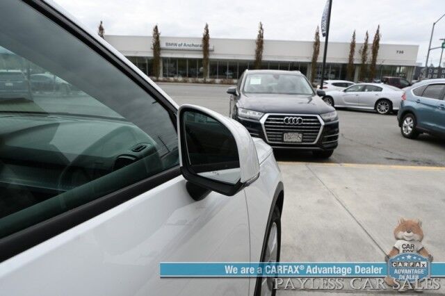 2019 Volvo XC40 Momentum / AWD / Vision Pkg / Power & Heated Leather Seats / Heated Steering Wheel / Lane Departure & Blind Spot Alert / Apple CarPlay & Android Auto / Back Up Camera / Front & Rear Park Assist / 31 MPG Anchorage AK