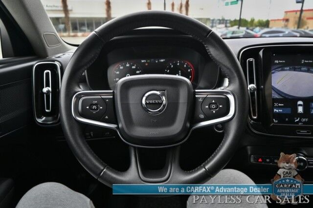 2019 Volvo XC40 Momentum / AWD / Vision Pkg / Power & Heated Leather Seats / Heated Steering Wheel / Lane Departure & Blind Spot Alert / Apple CarPlay & Android Auto / Back Up Camera / Front & Rear Park Assist / 31 MPG Anchorage AK