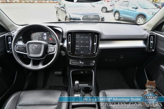 2019 Volvo XC40 Momentum / AWD / Vision Pkg / Power & Heated Leather Seats / Heated Steering Wheel / Lane Departure & Blind Spot Alert / Apple CarPlay & Android Auto / Back Up Camera / Front & Rear Park Assist / 31 MPG Anchorage AK