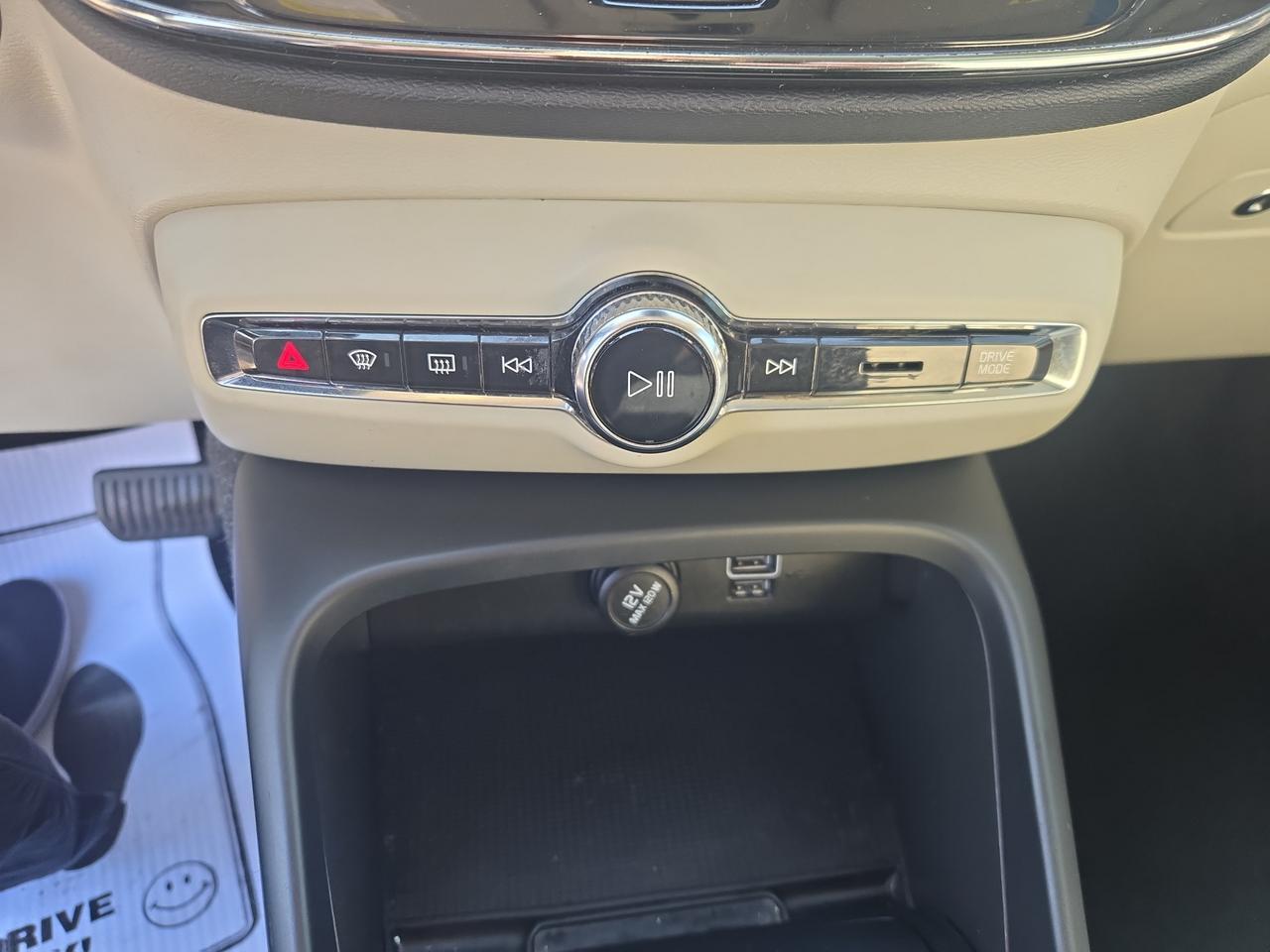 2019 Volvo XC40 Momentum Wilmington NC