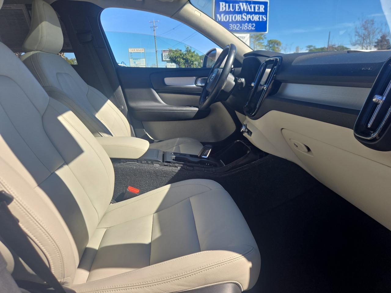 2019 Volvo XC40 Momentum Wilmington NC