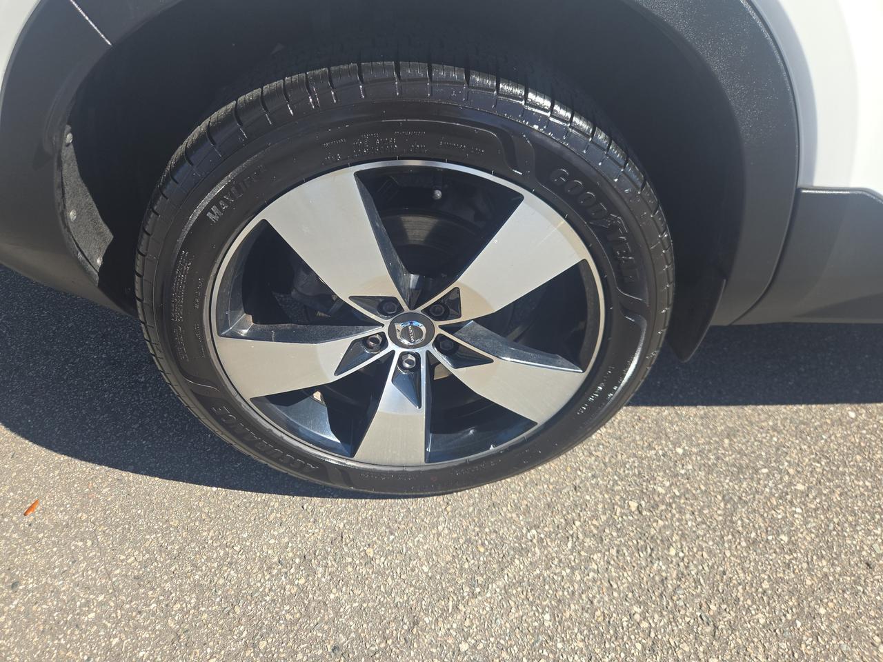 2019 Volvo XC40 Momentum Wilmington NC