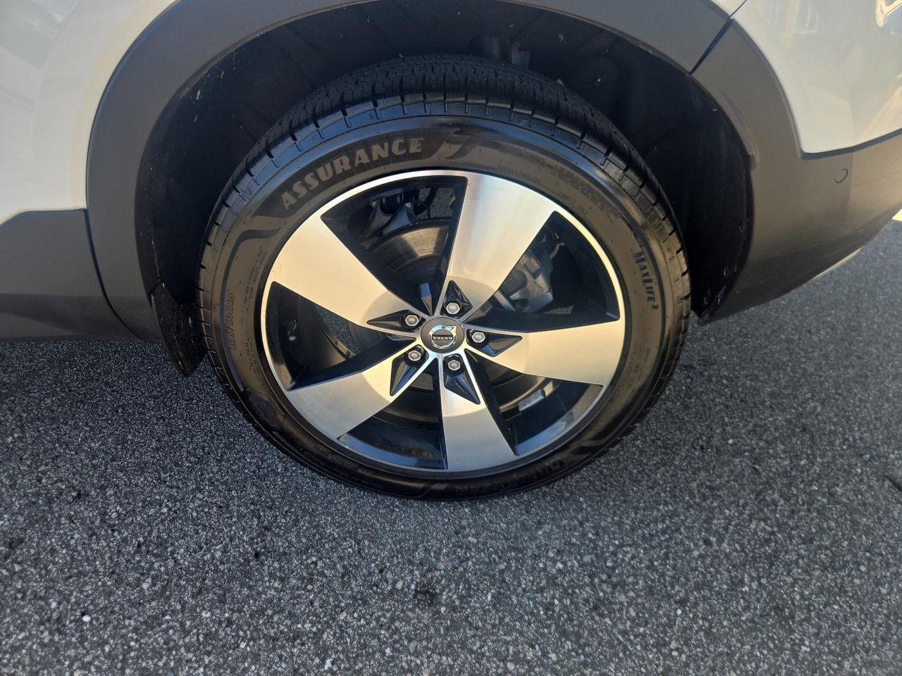 2019 Volvo XC40 Momentum Wilmington NC