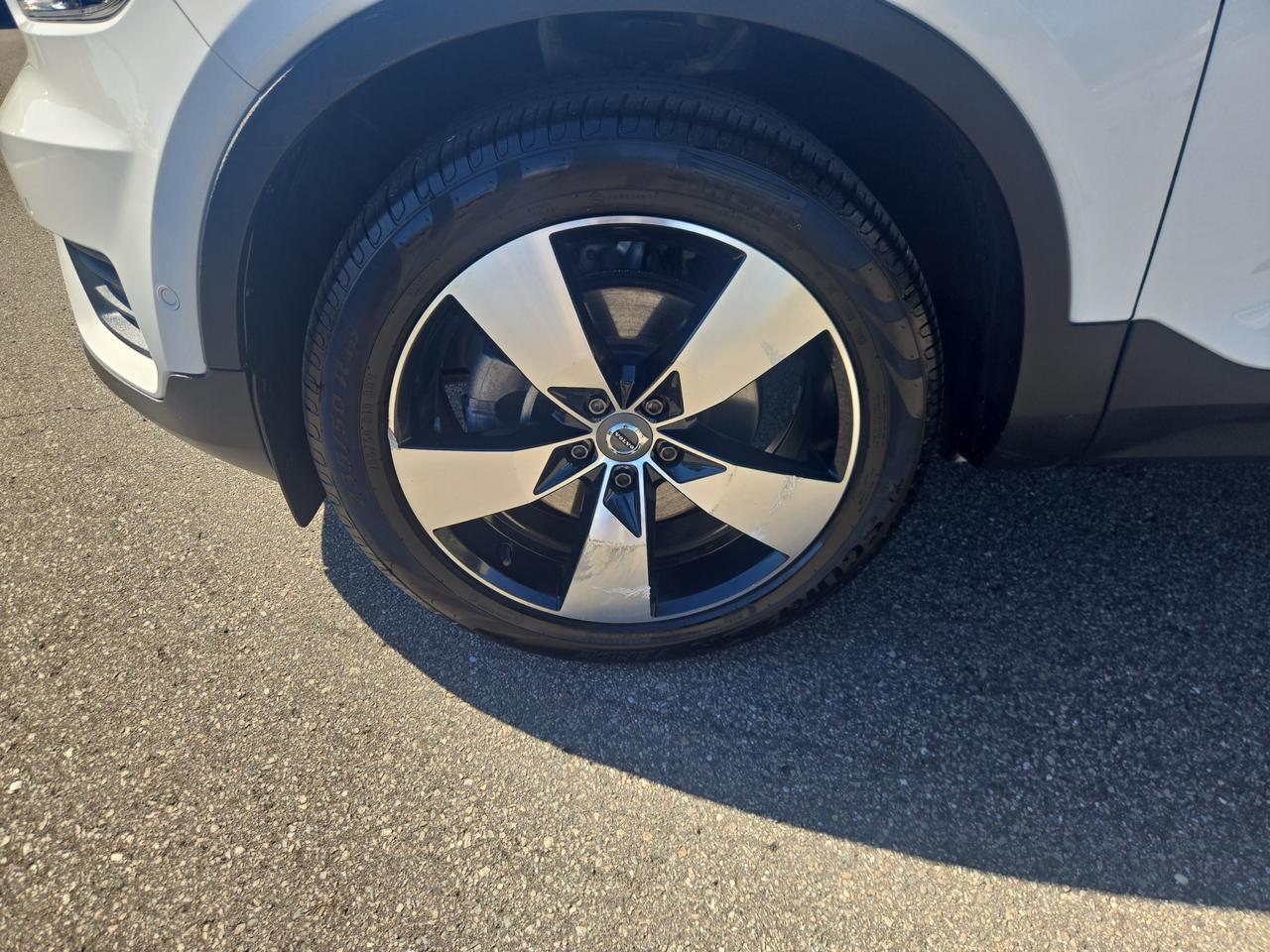 2019 Volvo XC40 Momentum Wilmington NC