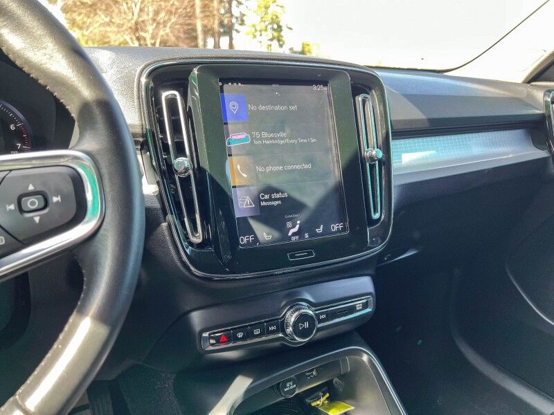 2019 Volvo XC40 Momentum Wilmington NC