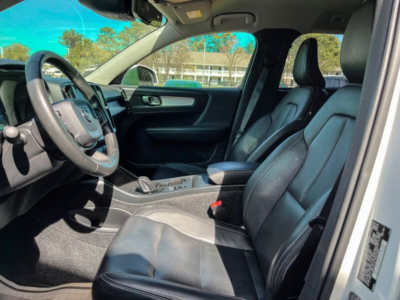 2019 Volvo XC40 Momentum Wilmington NC