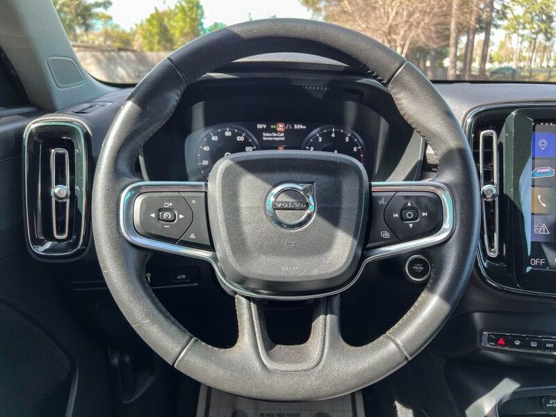 2019 Volvo XC40 Momentum Wilmington NC