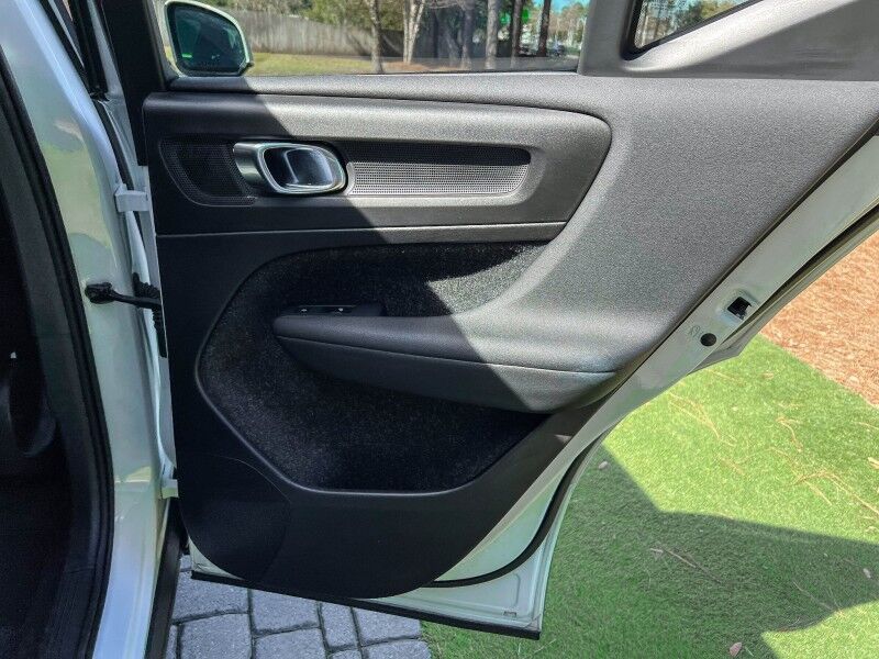 2019 Volvo XC40 Momentum Wilmington NC