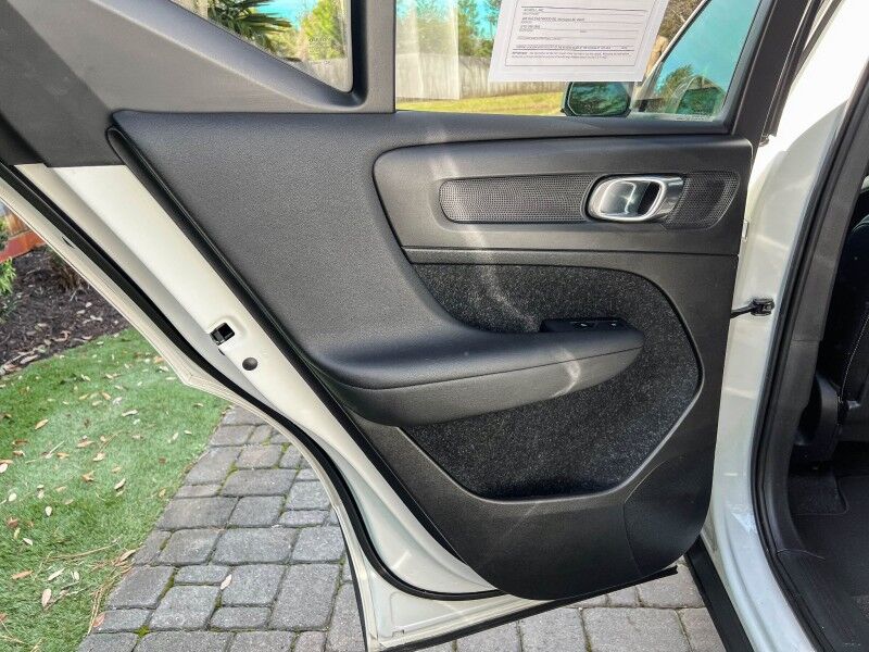 2019 Volvo XC40 Momentum Wilmington NC