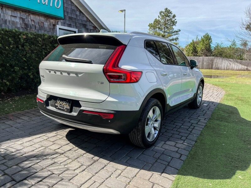 2019 Volvo XC40 Momentum Wilmington NC