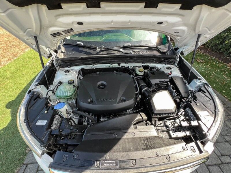 2019 Volvo XC40 Momentum Wilmington NC