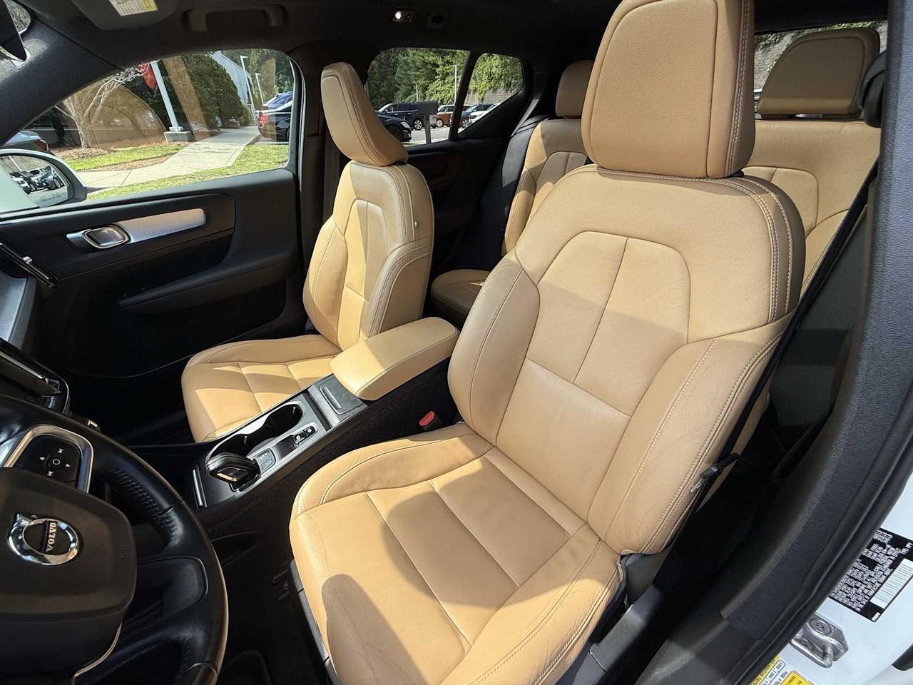 2019 Volvo XC40 Momentum Westborough MA