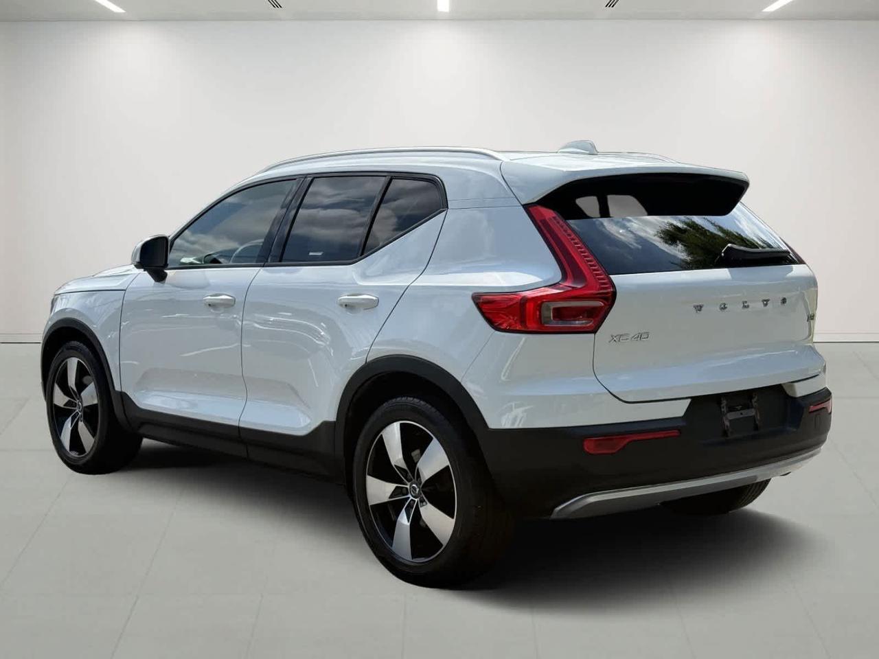 2019 Volvo XC40 Momentum Westborough MA