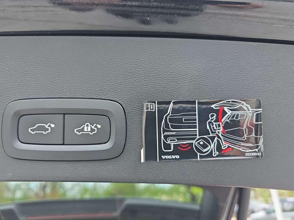 2019 Volvo XC40 Momentum Hunt Valley MD