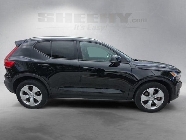 2019 Volvo XC40 Momentum Hunt Valley MD