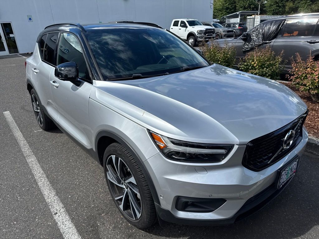 2019 Volvo XC40 R-Design