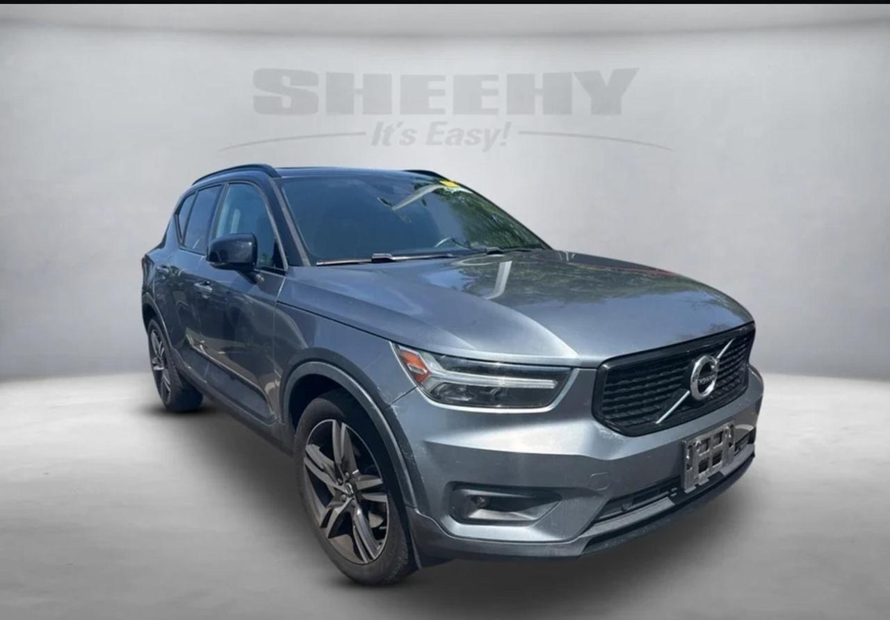 2019 Volvo XC40 R-Design