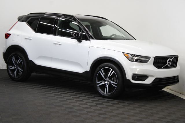 2019 Volvo XC40 T4 R-Design
