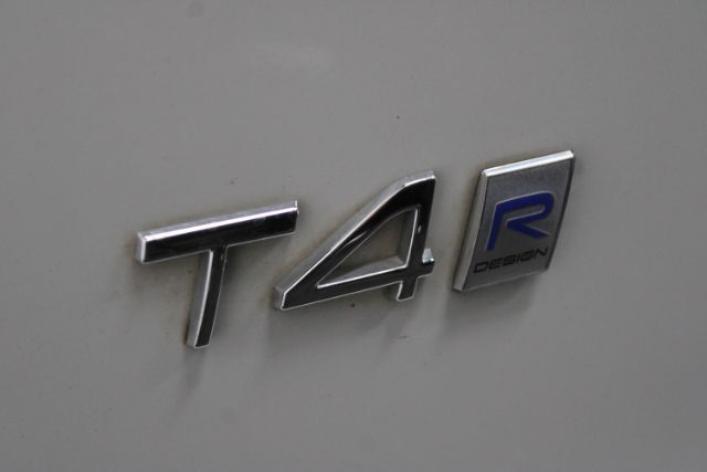 2019 Volvo XC40 T4 R-Design Chantilly VA