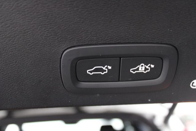 2019 Volvo XC40 T4 R-Design Chantilly VA