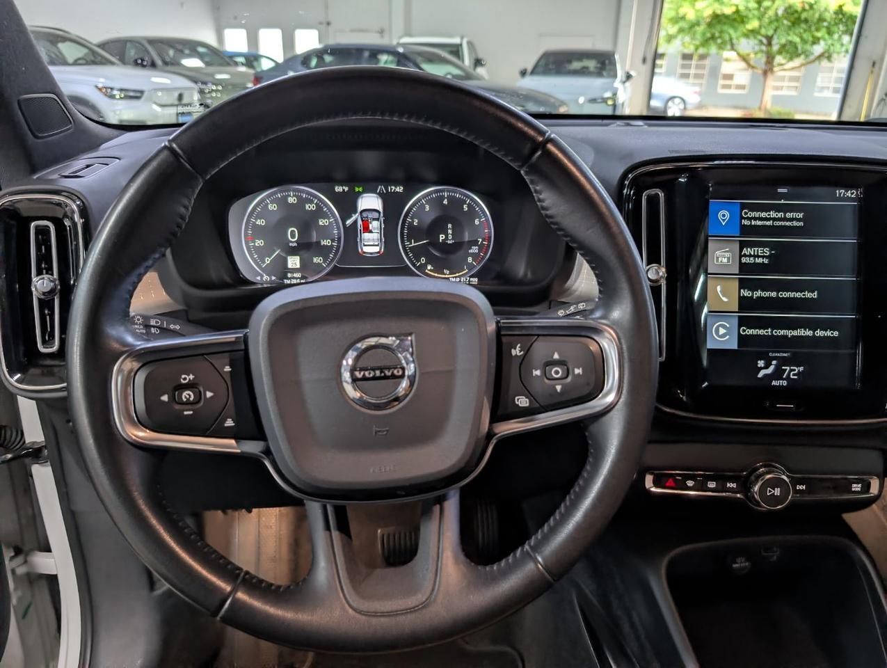 2019 Volvo XC40 T5 AWD Momentum | High Performance Audio, Panoramic Roof * Portland OR