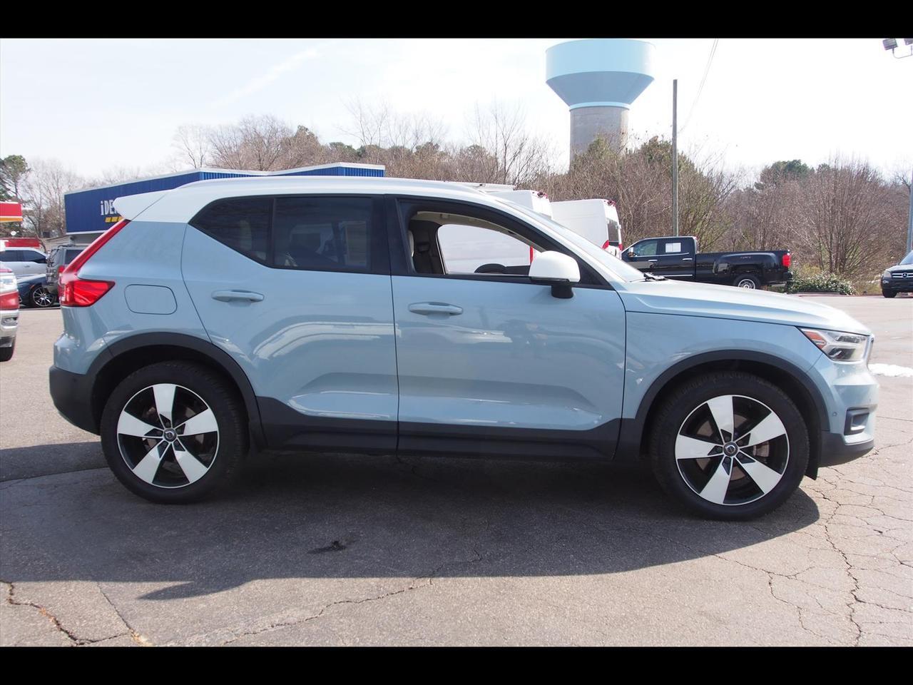 2019 Volvo XC40 T5 Momentum Raleigh NC