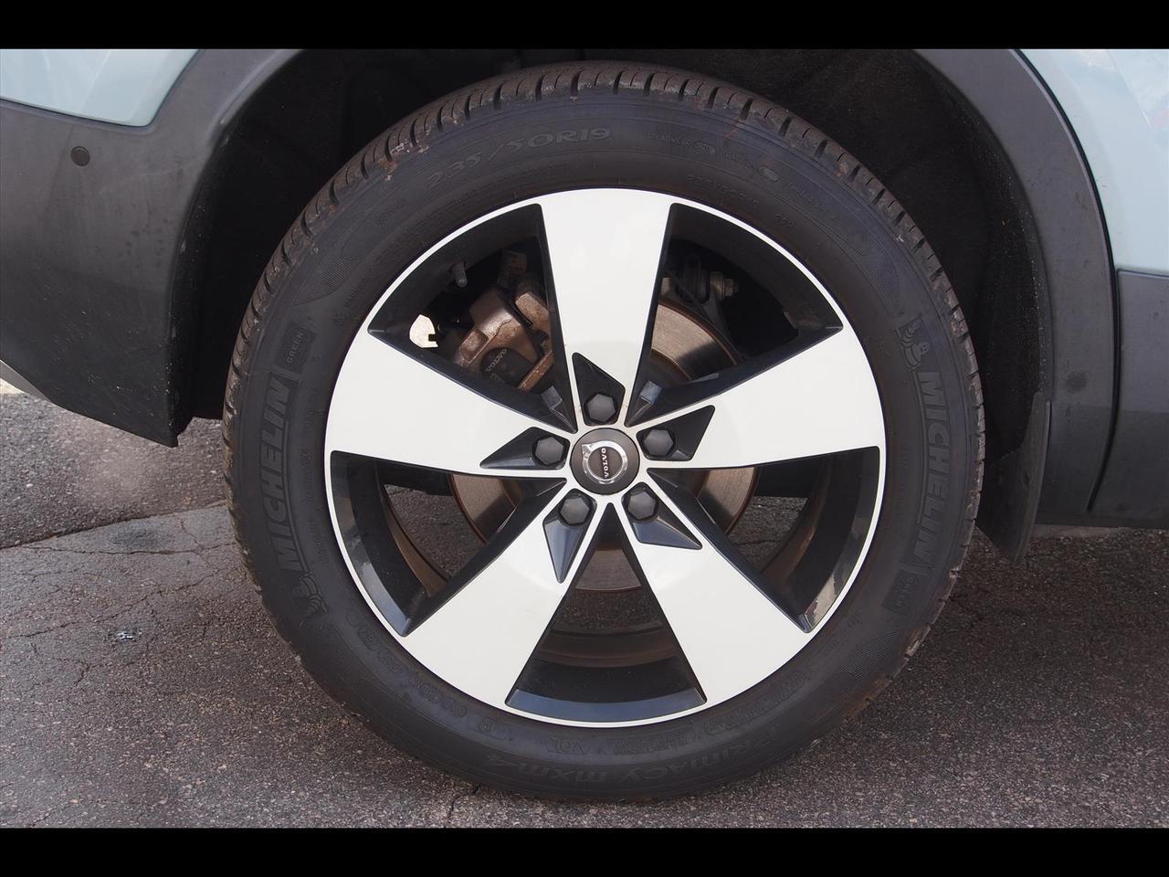 2019 Volvo XC40 T5 Momentum Raleigh NC